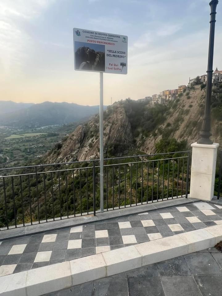 Casa Belvedere Gole Alcantara * Motta Camastra